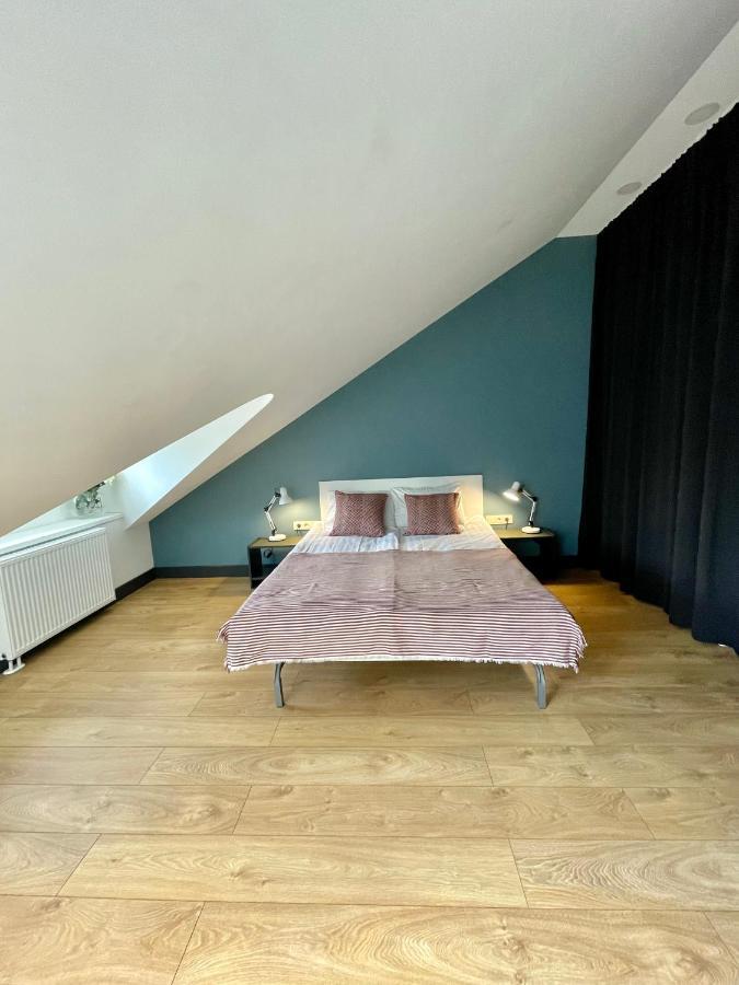 Sky Apartments Каунас Екстериор снимка