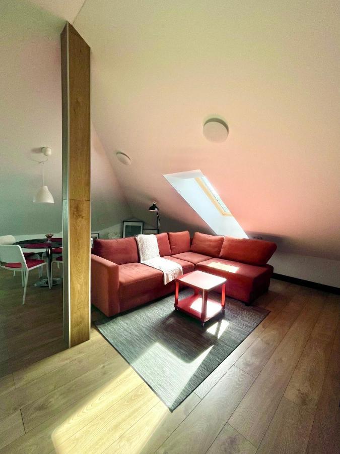 Sky Apartments Каунас Екстериор снимка