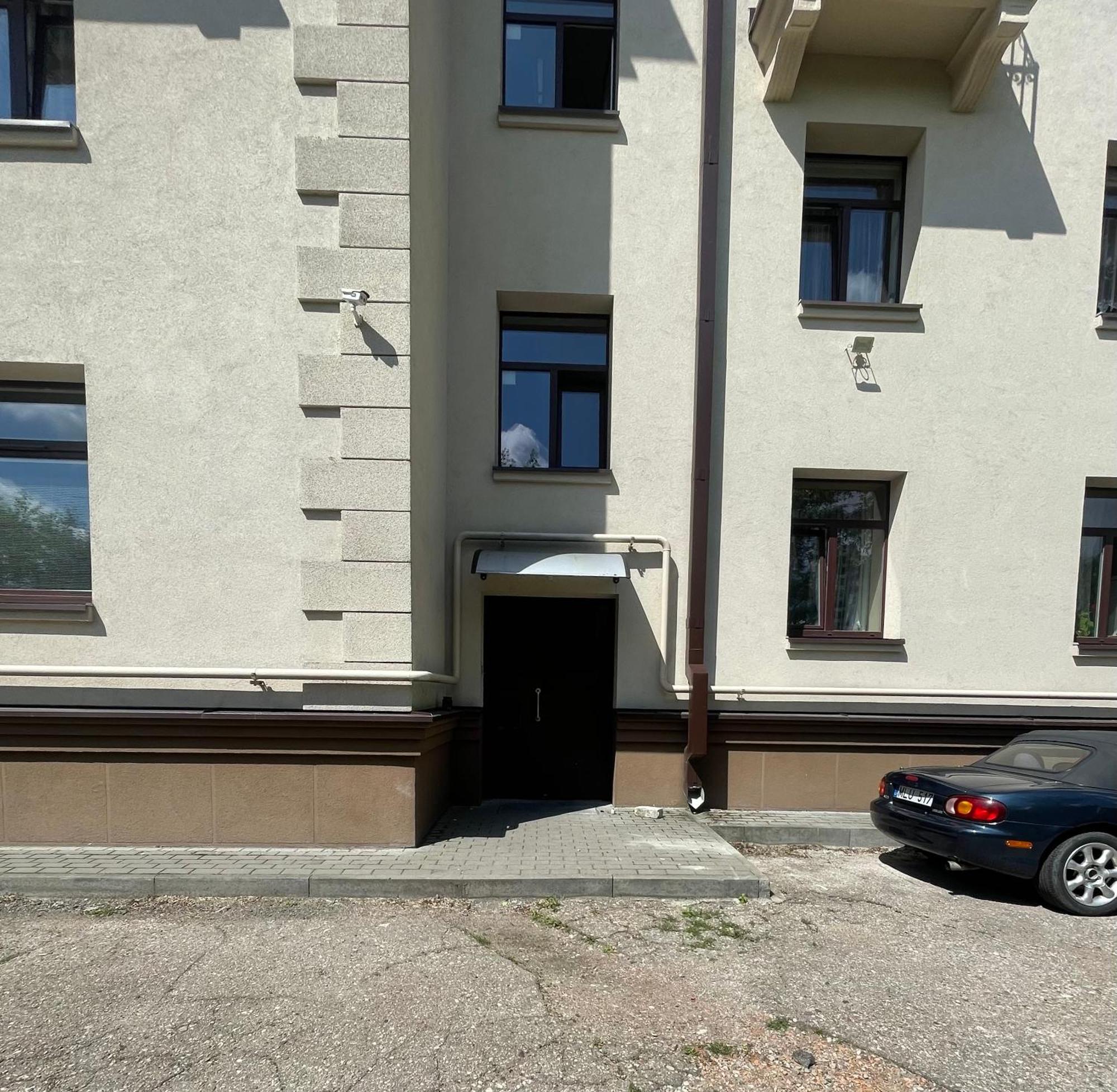 Sky Apartments Каунас Екстериор снимка